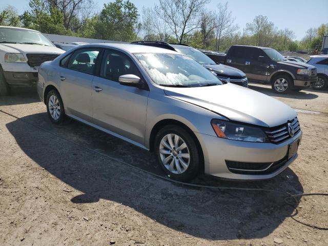 Photo 3 VIN: 1VWAH7A35DC060212 - VOLKSWAGEN PASSAT 