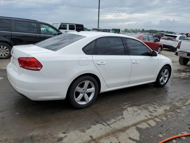 Photo 2 VIN: 1VWAH7A35EC003025 - VOLKSWAGEN PASSAT 