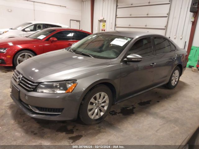 Photo 1 VIN: 1VWAH7A36CC056166 - VOLKSWAGEN PASSAT 