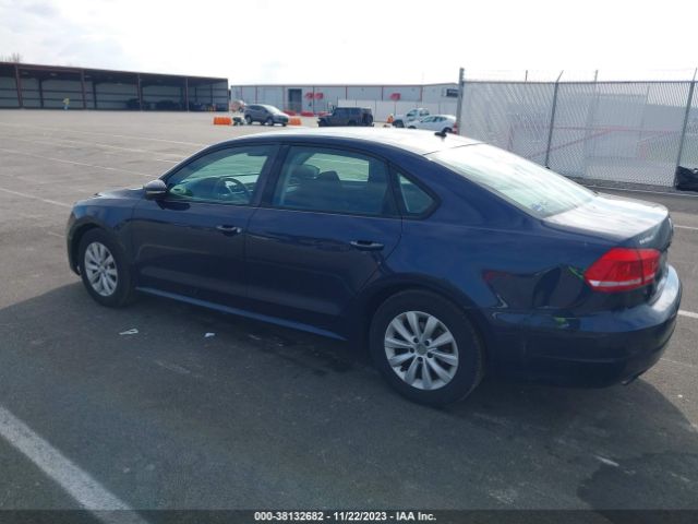 Photo 2 VIN: 1VWAH7A38CC018468 - VOLKSWAGEN PASSAT 