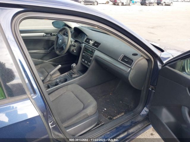 Photo 4 VIN: 1VWAH7A38CC018468 - VOLKSWAGEN PASSAT 