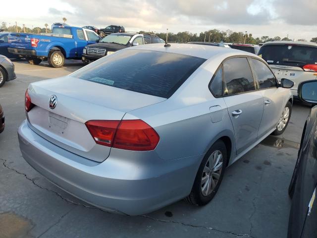 Photo 2 VIN: 1VWAH7A38CC100216 - VOLKSWAGEN PASSAT S 