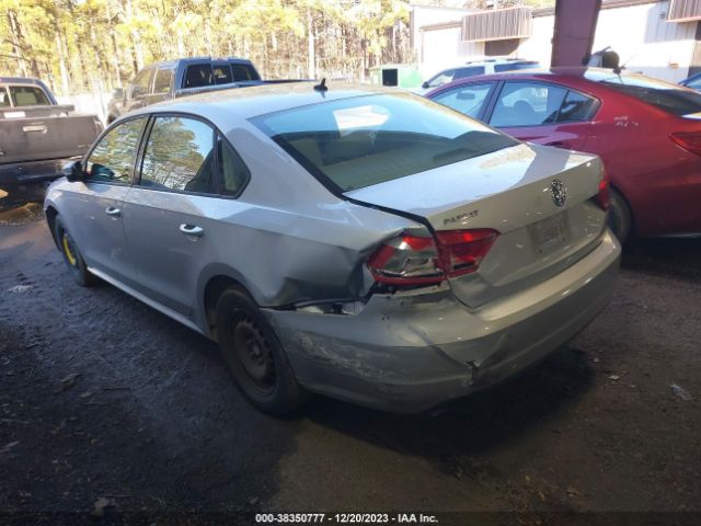 Photo 2 VIN: 1VWAH7A38DC002756 - VOLKSWAGEN PASSAT 