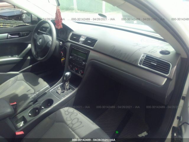 Photo 4 VIN: 1VWAH7A38DC056199 - VOLKSWAGEN PASSAT 