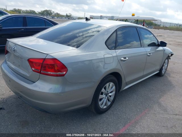 Photo 3 VIN: 1VWAH7A39DC146560 - VOLKSWAGEN PASSAT 