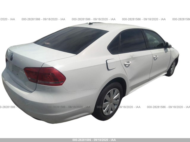 Photo 3 VIN: 1VWAP7A30CC066193 - VOLKSWAGEN PASSAT 