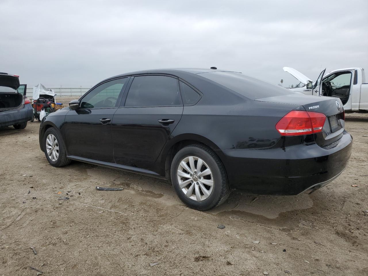 Photo 1 VIN: 1VWAP7A30CC093443 - VOLKSWAGEN PASSAT 