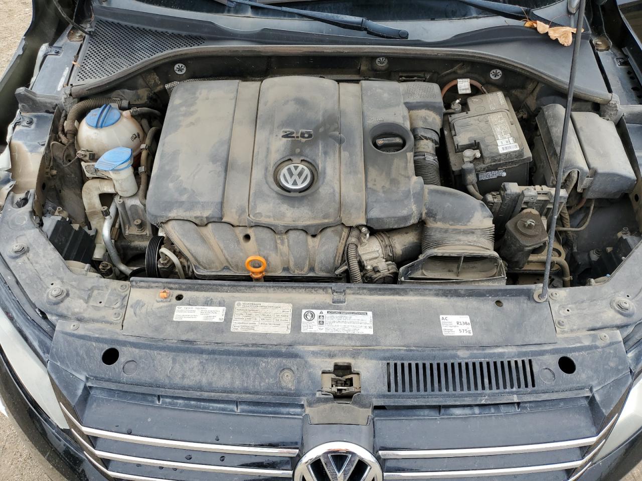 Photo 10 VIN: 1VWAP7A30CC093443 - VOLKSWAGEN PASSAT 