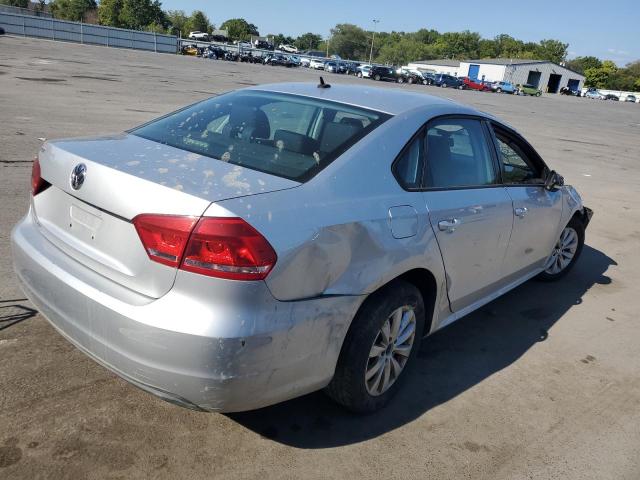 Photo 2 VIN: 1VWAP7A30DC035558 - VOLKSWAGEN PASSAT 