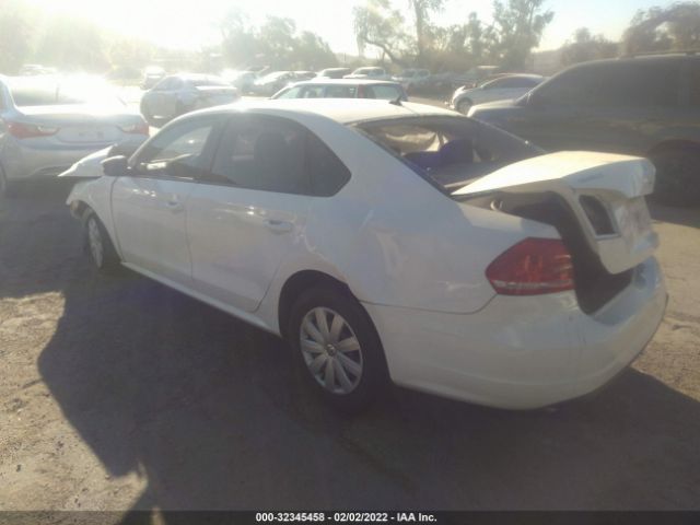 Photo 2 VIN: 1VWAP7A30DC049444 - VOLKSWAGEN PASSAT 