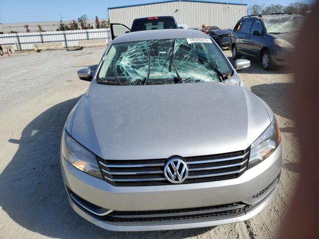 Photo 4 VIN: 1VWAP7A31DC046035 - VOLKSWAGEN PASSAT S 