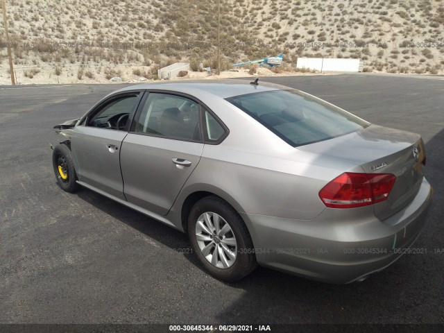 Photo 2 VIN: 1VWAP7A32CC005721 - VOLKSWAGEN PASSAT 