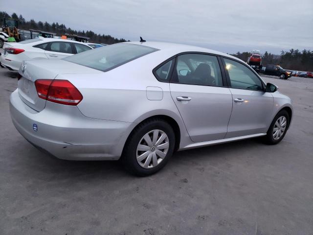 Photo 2 VIN: 1VWAP7A32CC058757 - VOLKSWAGEN PASSAT 