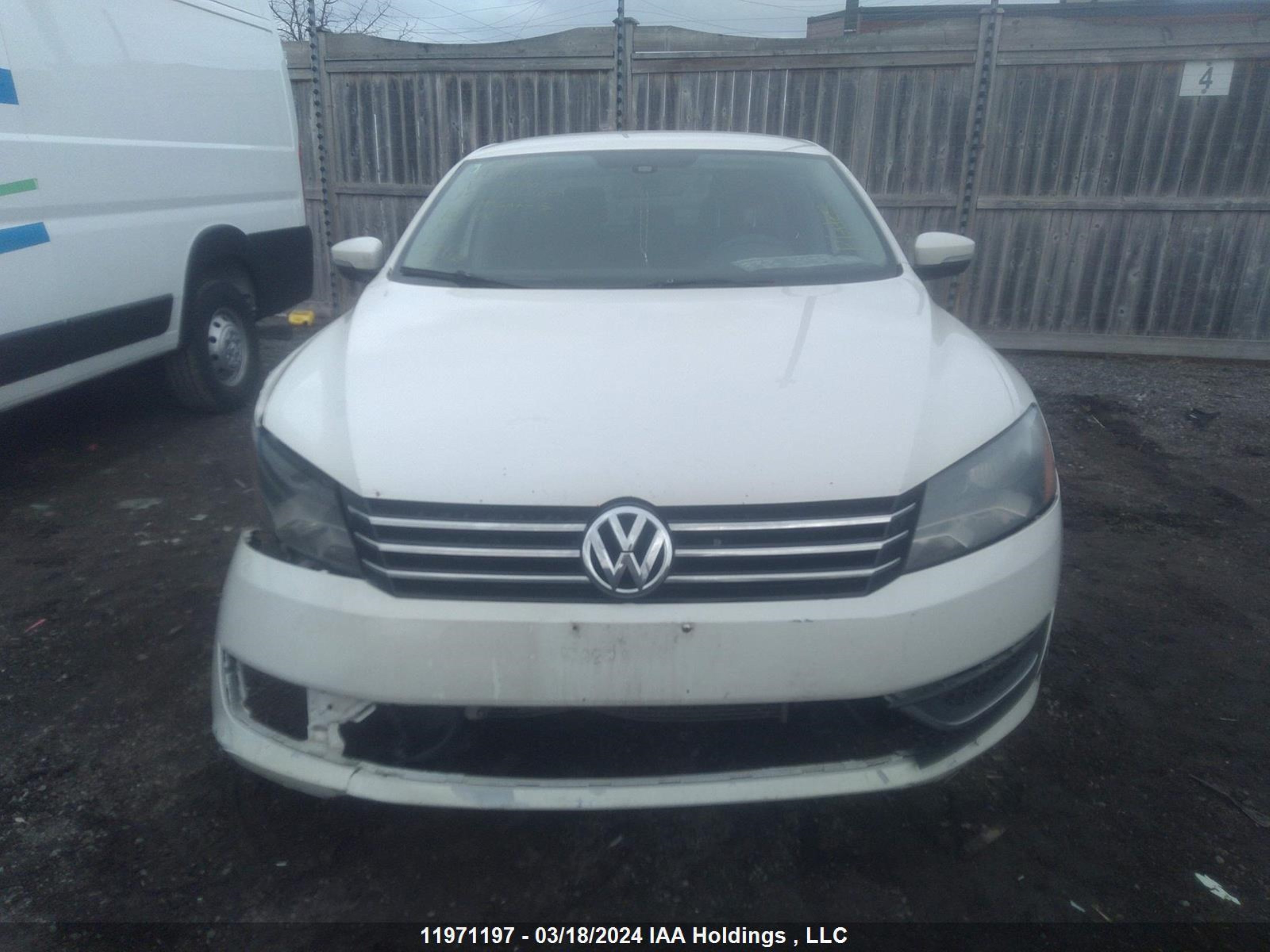 Photo 11 VIN: 1VWAP7A32DC060607 - VOLKSWAGEN PASSAT 