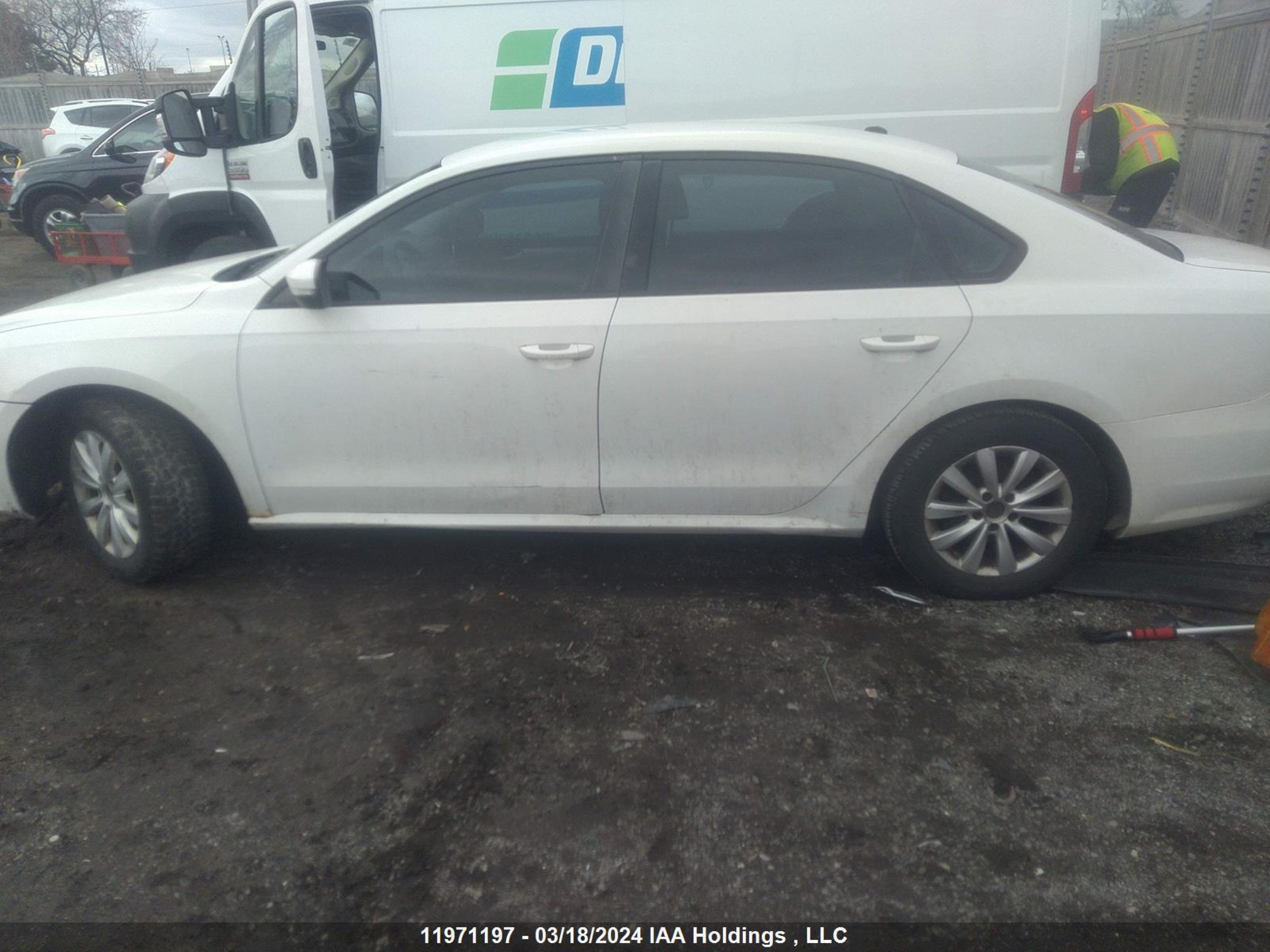 Photo 13 VIN: 1VWAP7A32DC060607 - VOLKSWAGEN PASSAT 