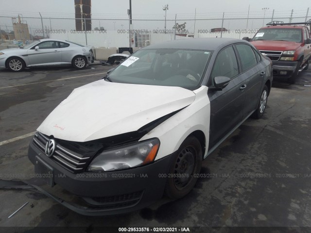 Photo 1 VIN: 1VWAP7A33CC043099 - VOLKSWAGEN PASSAT 