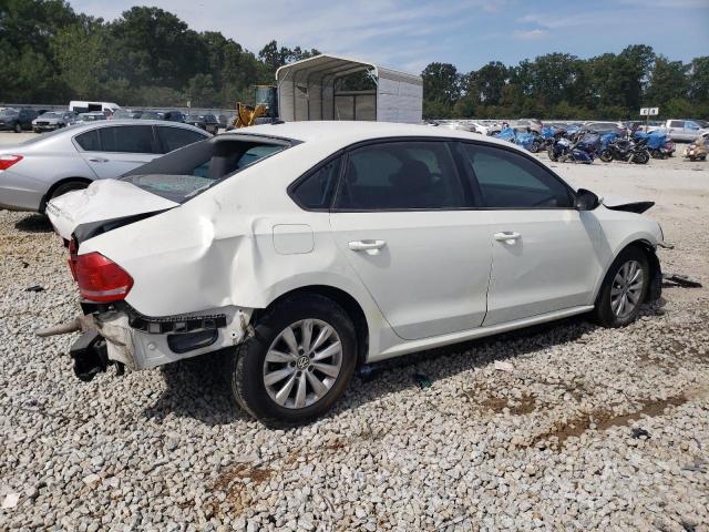 Photo 2 VIN: 1VWAP7A33CC043362 - VOLKSWAGEN PASSAT 