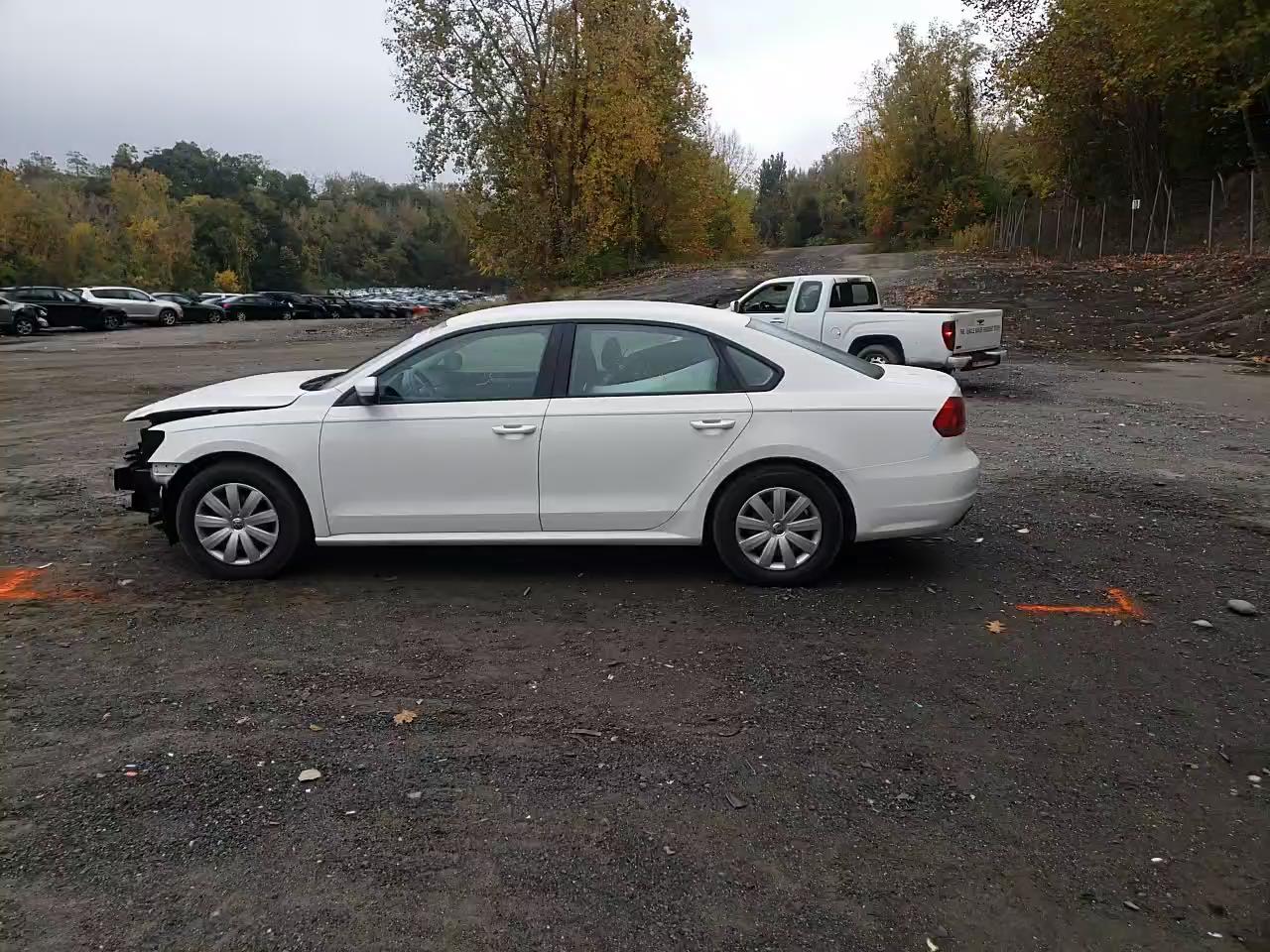 Photo 10 VIN: 1VWAP7A33DC007317 - VOLKSWAGEN PASSAT 