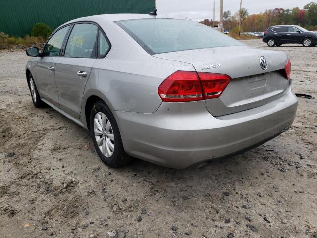 Photo 2 VIN: 1VWAP7A33DC134889 - VOLKSWAGEN PASSAT 