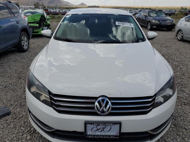 Photo 4 VIN: 1VWAP7A34CC010841 - VOLKSWAGEN PASSAT 