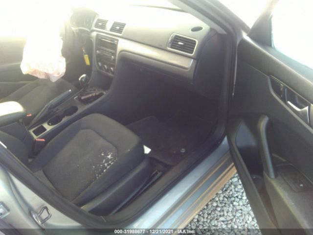 Photo 4 VIN: 1VWAP7A34CC068271 - VOLKSWAGEN PASSAT 