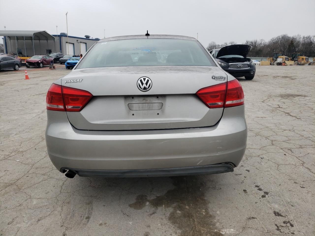 Photo 5 VIN: 1VWAP7A34DC002952 - VOLKSWAGEN PASSAT S 