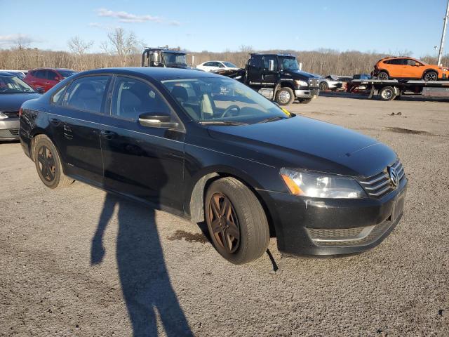 Photo 3 VIN: 1VWAP7A34DC064996 - VOLKSWAGEN PASSAT S 