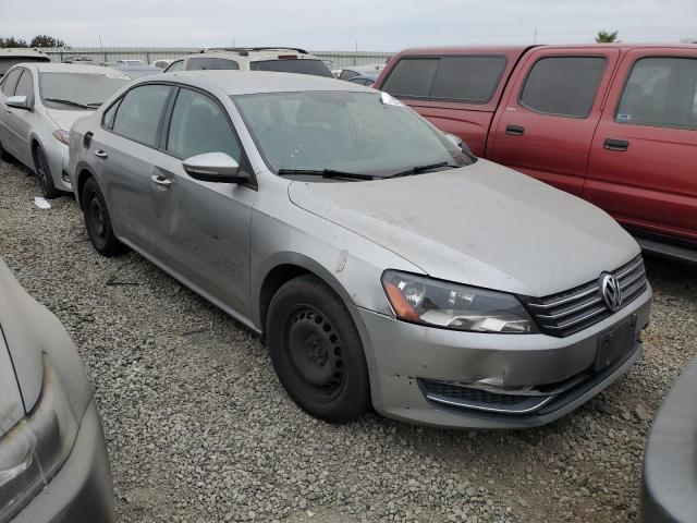 Photo 3 VIN: 1VWAP7A35CC006328 - VOLKSWAGEN PASSAT 