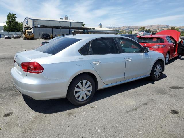 Photo 2 VIN: 1VWAP7A35DC049553 - VOLKSWAGEN PASSAT 