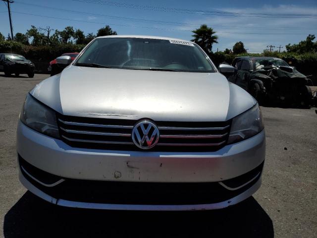 Photo 4 VIN: 1VWAP7A35DC049553 - VOLKSWAGEN PASSAT 