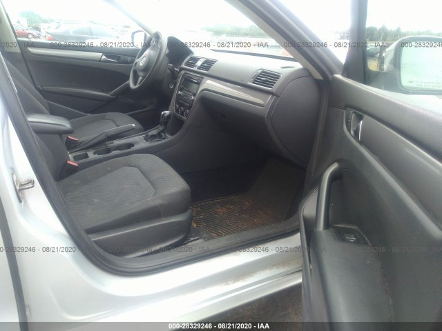 Photo 4 VIN: 1VWAP7A35DC114269 - VOLKSWAGEN PASSAT 