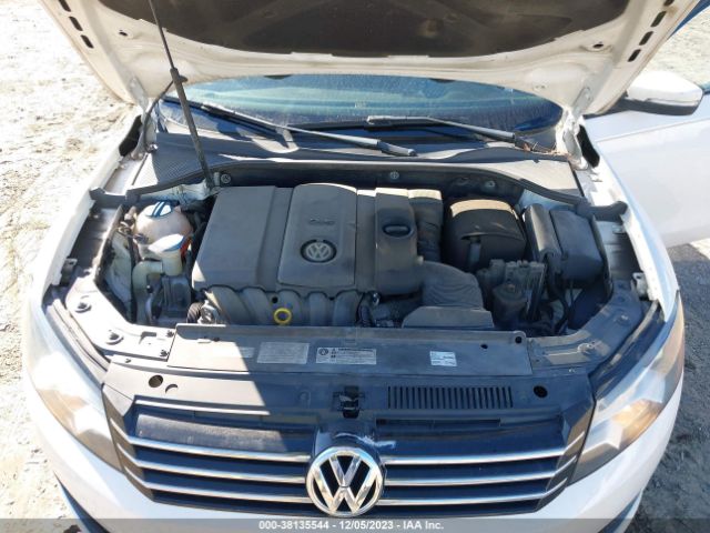 Photo 9 VIN: 1VWAP7A35EC006767 - VOLKSWAGEN PASSAT 