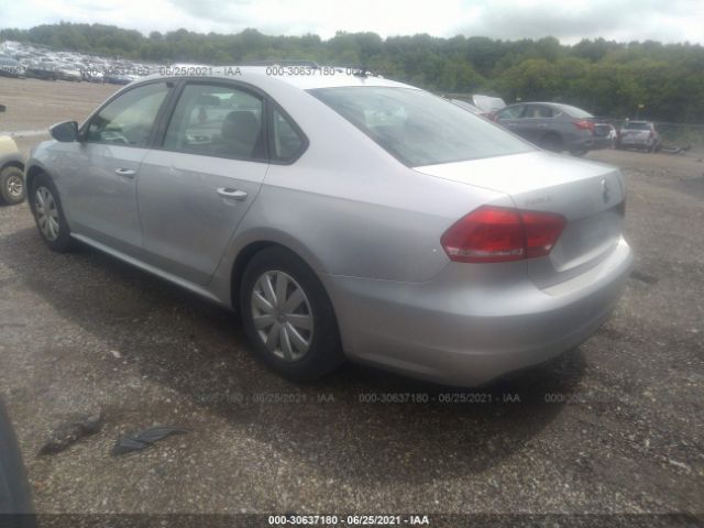 Photo 2 VIN: 1VWAP7A36CC017841 - VOLKSWAGEN PASSAT 