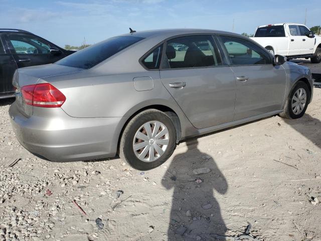 Photo 2 VIN: 1VWAP7A36CC056445 - VOLKSWAGEN PASSAT S 