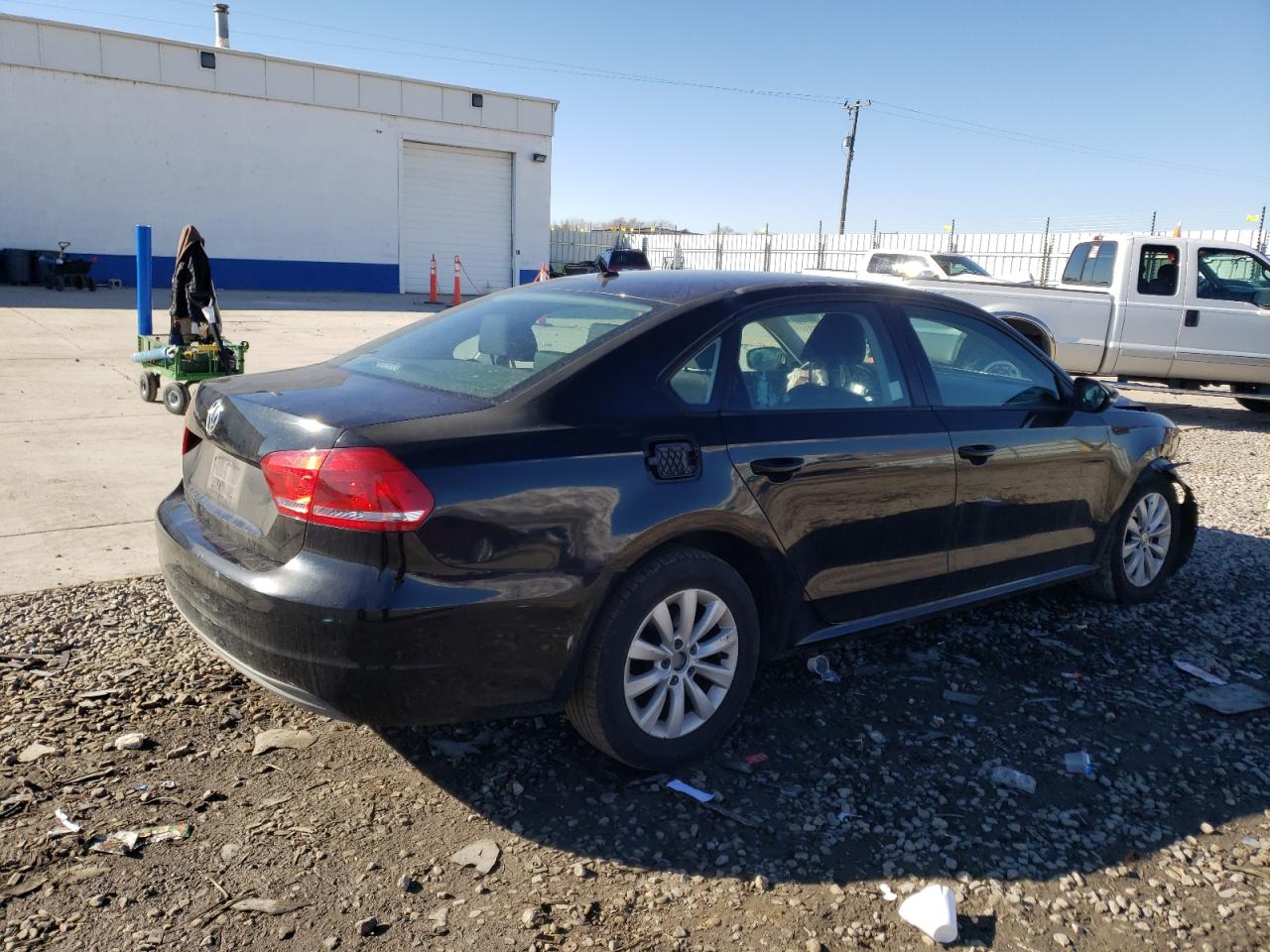 Photo 2 VIN: 1VWAP7A36DC034625 - VOLKSWAGEN PASSAT 