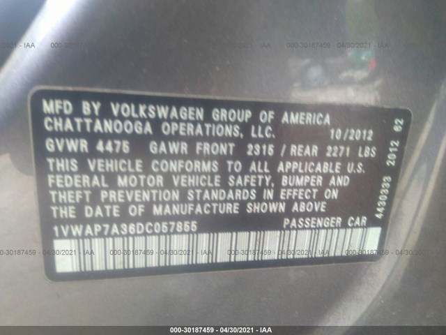 Photo 8 VIN: 1VWAP7A36DC057855 - VOLKSWAGEN PASSAT 