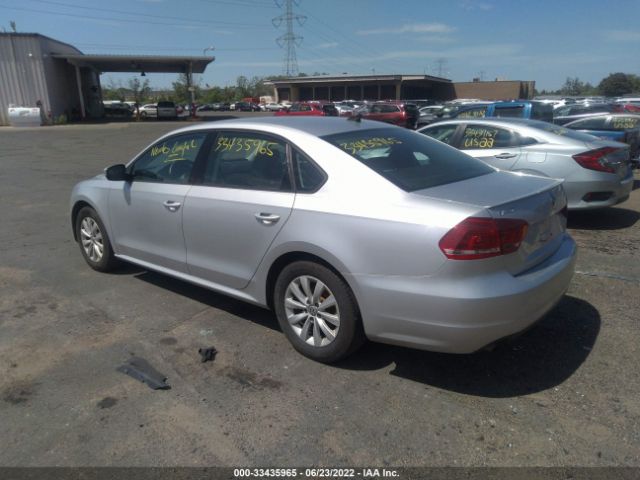 Photo 2 VIN: 1VWAP7A36DC133963 - VOLKSWAGEN PASSAT 