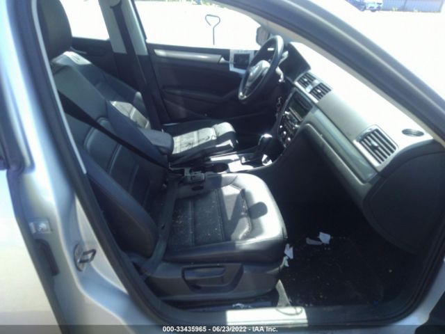 Photo 4 VIN: 1VWAP7A36DC133963 - VOLKSWAGEN PASSAT 