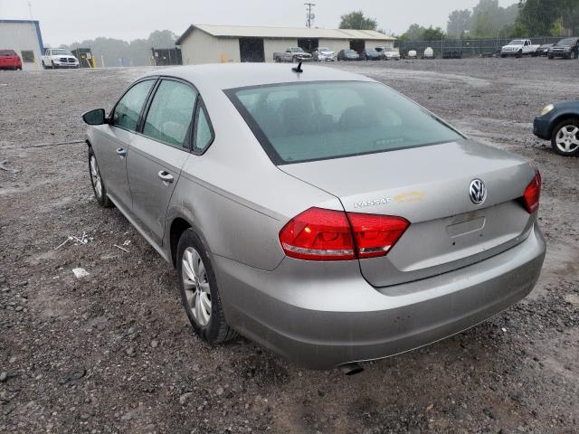 Photo 2 VIN: 1VWAP7A37CC054199 - VOLKSWAGEN PASSAT 