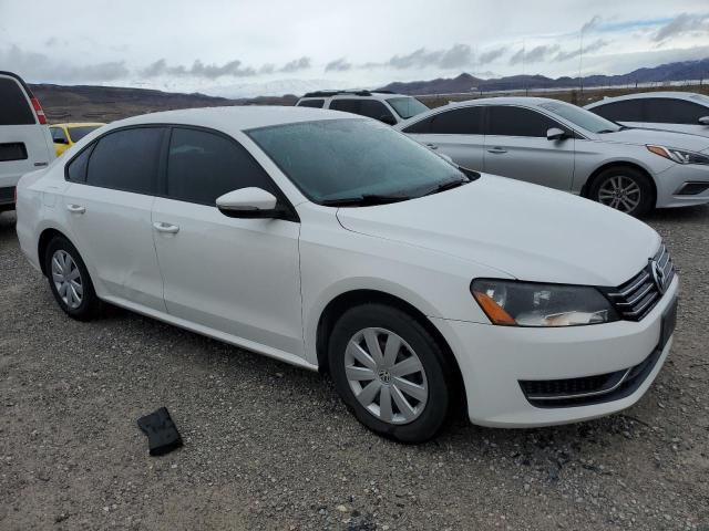 Photo 3 VIN: 1VWAP7A38CC082481 - VOLKSWAGEN PASSAT S 