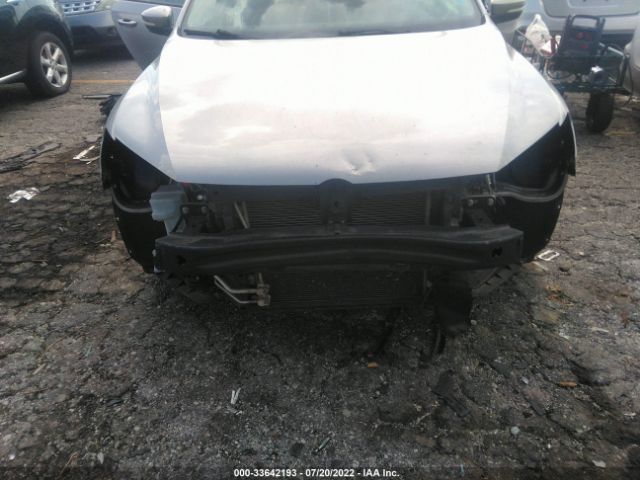 Photo 5 VIN: 1VWAP7A38DC060613 - VOLKSWAGEN PASSAT 