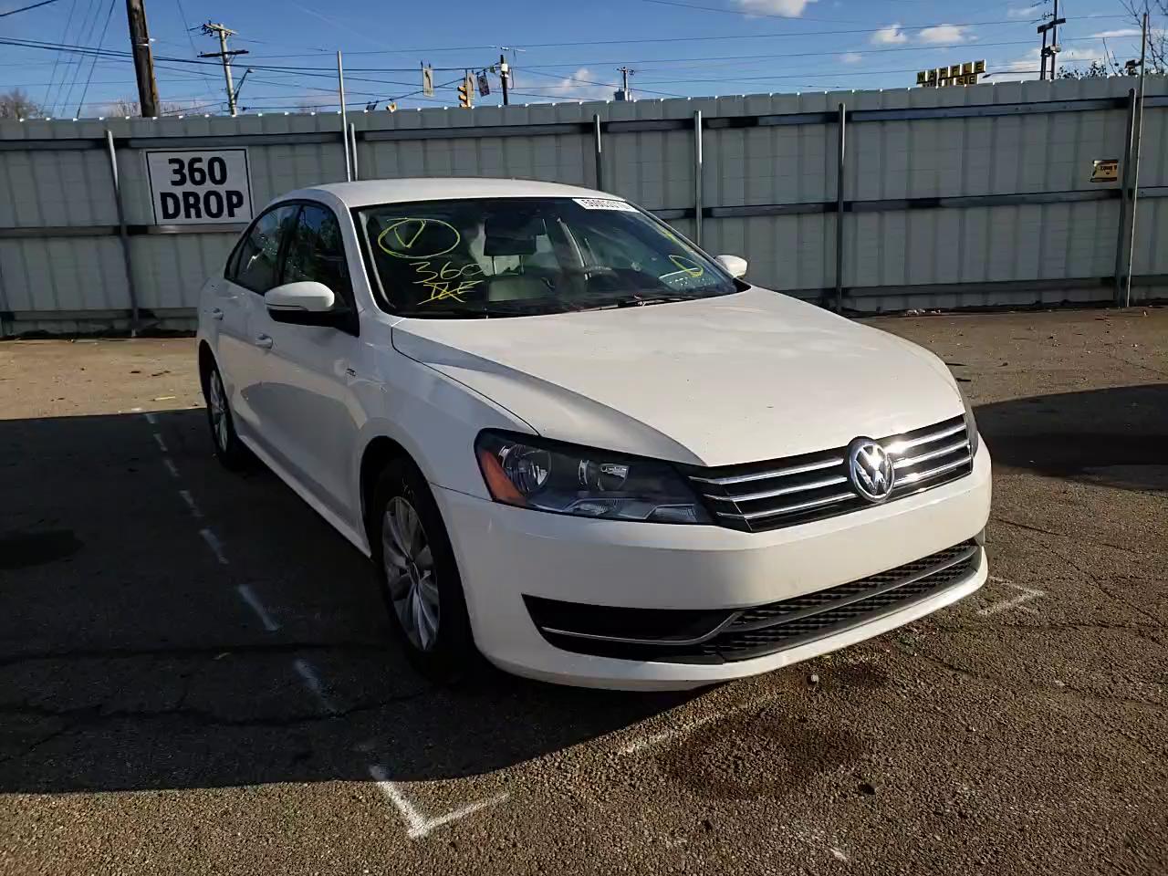 Photo 10 VIN: 1VWAP7A38DC134967 - VOLKSWAGEN PASSAT 