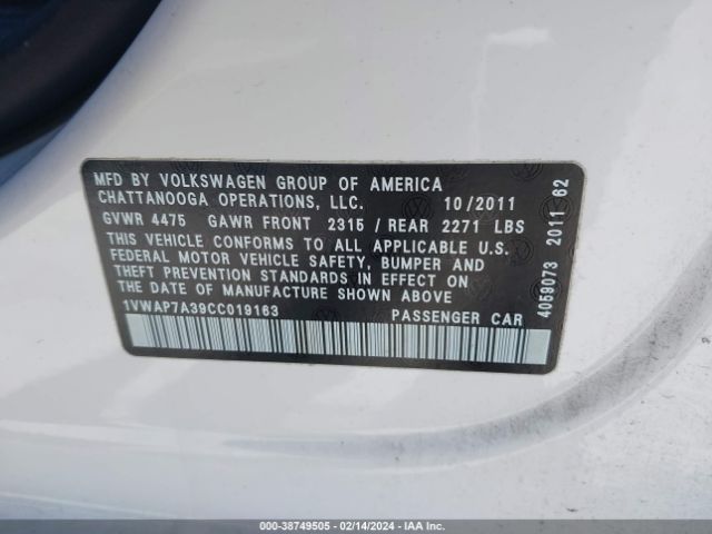 Photo 8 VIN: 1VWAP7A39CC019163 - VOLKSWAGEN PASSAT 