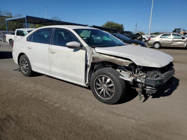 Photo 3 VIN: 1VWAP7A39CC069058 - VOLKSWAGEN PASSAT S 