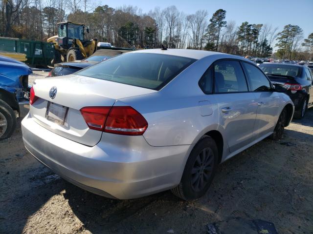 Photo 3 VIN: 1VWAP7A3XCC034366 - VOLKSWAGEN PASSAT 