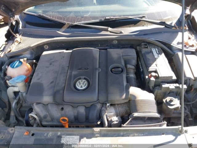 Photo 9 VIN: 1VWAP7A3XCC055248 - VOLKSWAGEN PASSAT 