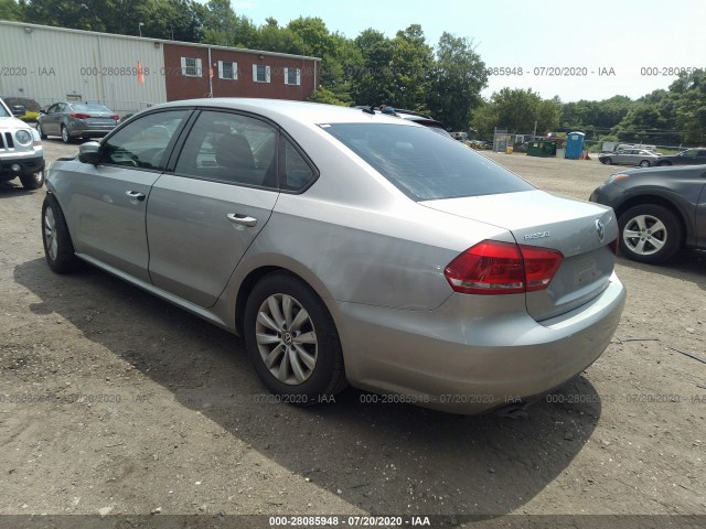 Photo 2 VIN: 1VWAP7A3XCC105176 - VOLKSWAGEN PASSAT 