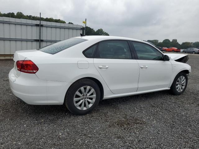 Photo 2 VIN: 1VWAP7A3XEC015139 - VOLKSWAGEN PASSAT S 