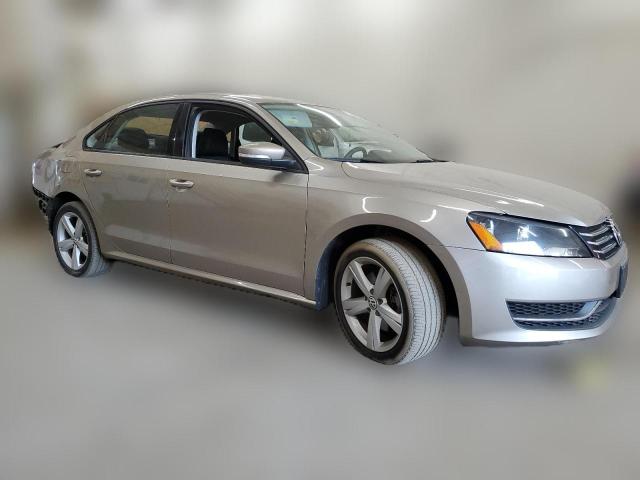 Photo 3 VIN: 1VWAS7A30FC011875 - VOLKSWAGEN PASSAT 