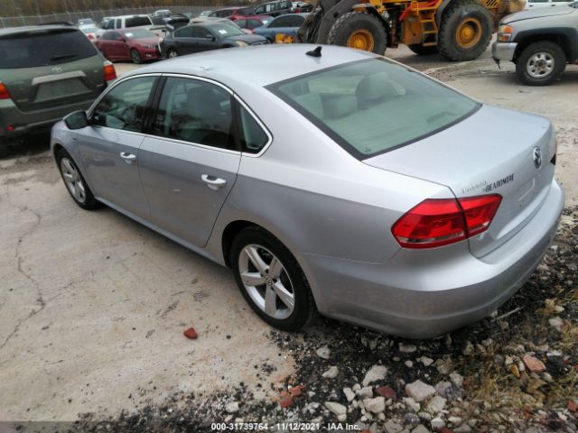 Photo 2 VIN: 1VWAS7A30FC098628 - VOLKSWAGEN PASSAT 